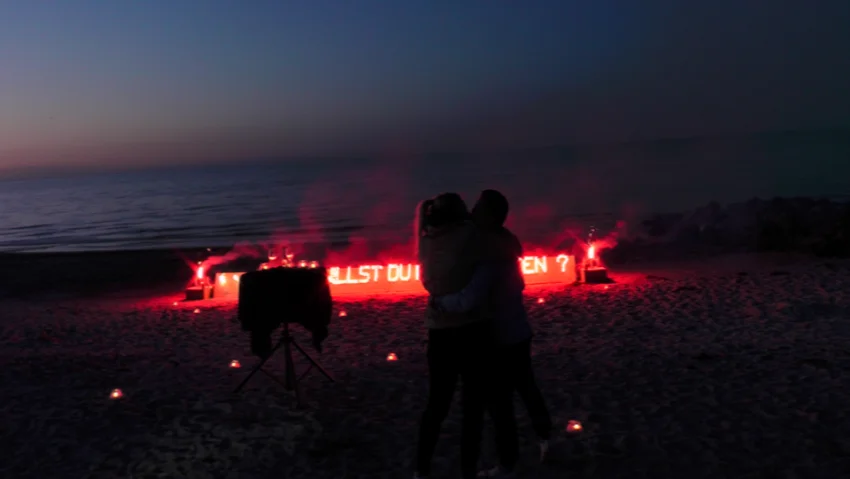 Heiratsantrag am Ostseestrand