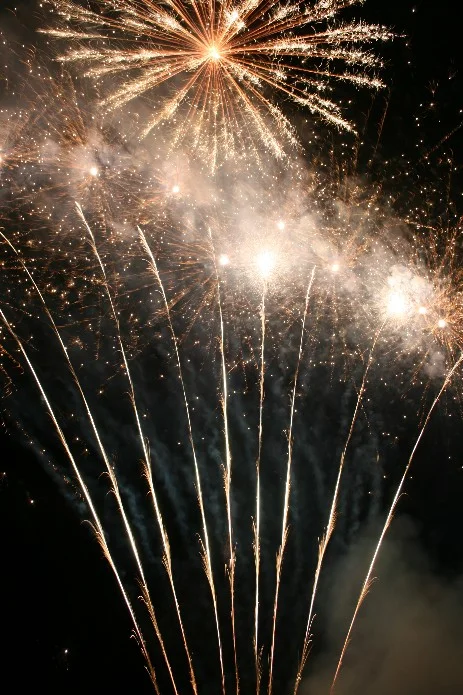 Hochzeitsfeuerwerk mit Höhenfeuerwerk